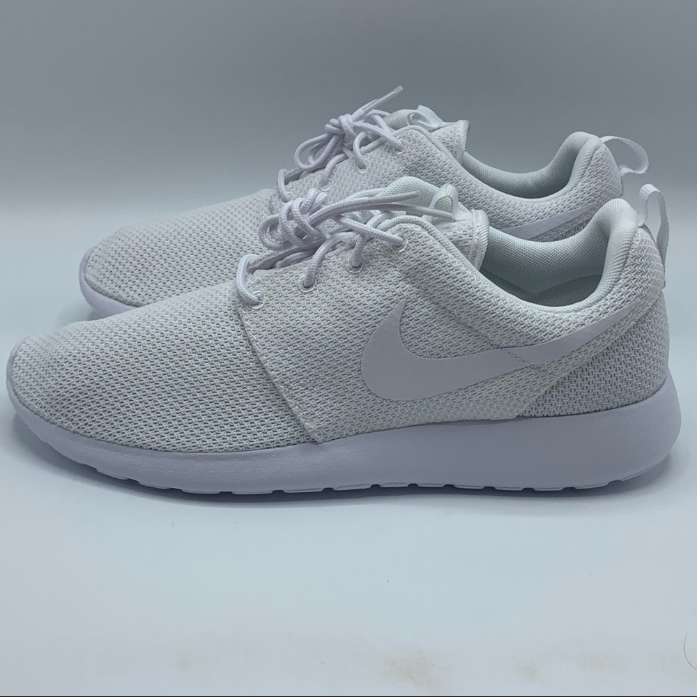 NEW Nike Roshe Run 511881-112 Running Shoes White - Picture 3 of 7